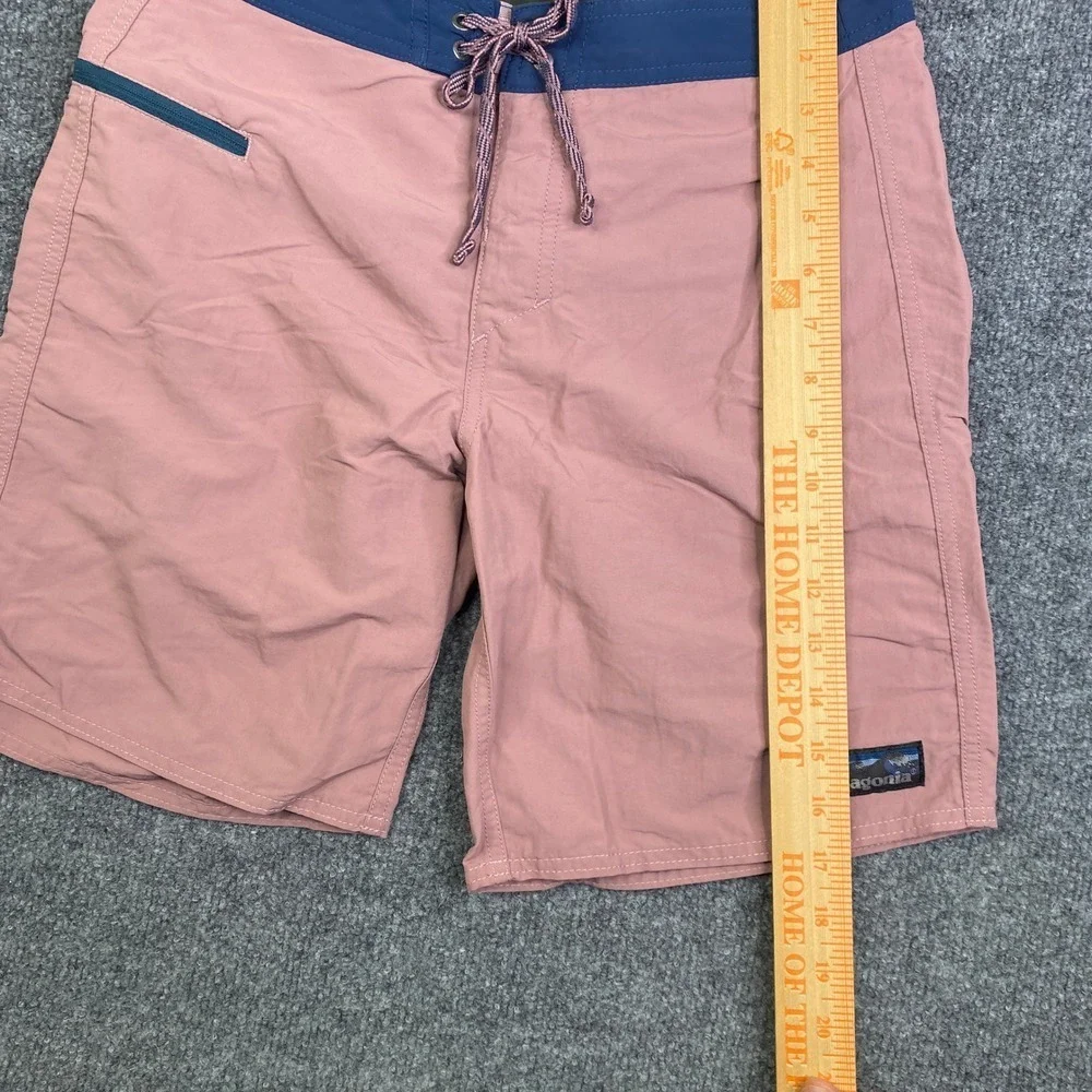 Patagonia Mens Scallop Hem Board Shorts Pink Navy Blue 28 STY86623 SP23